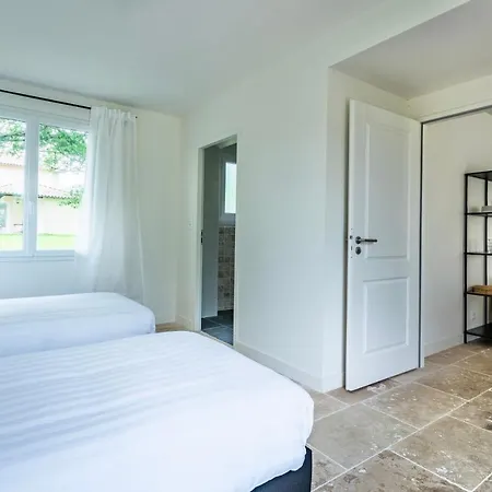 Chene Villa